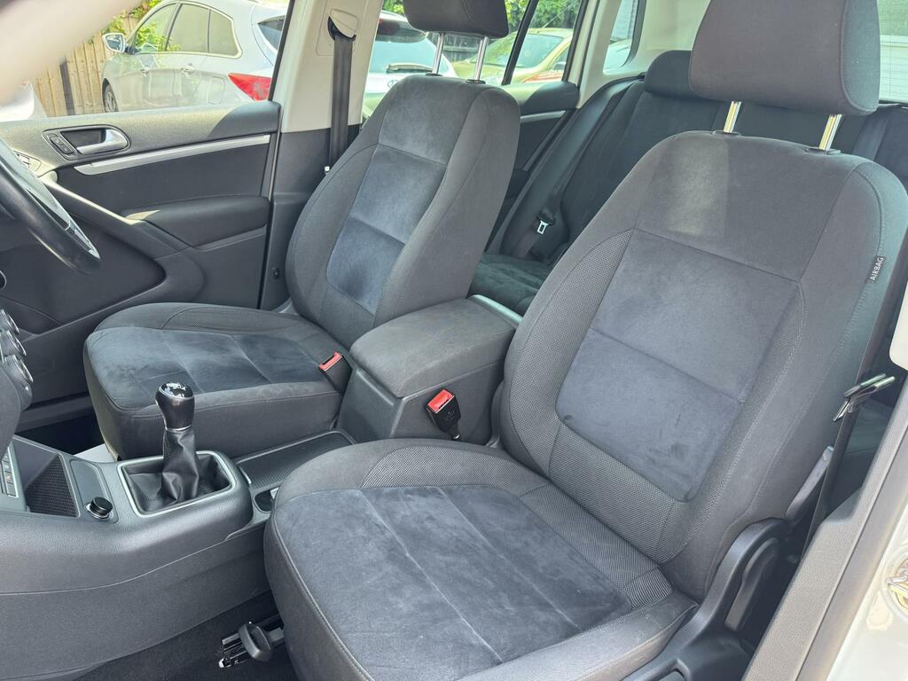 Volkswagen Tiguan Match 2.0 Tdi Bmt Eu6 Scr 150Ps 6-Speed 5 D Grey #21