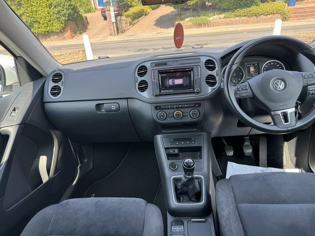 Volkswagen Tiguan Match 2.0 Tdi Bmt Eu6 Scr 150Ps 6-Speed 5 D Grey #16