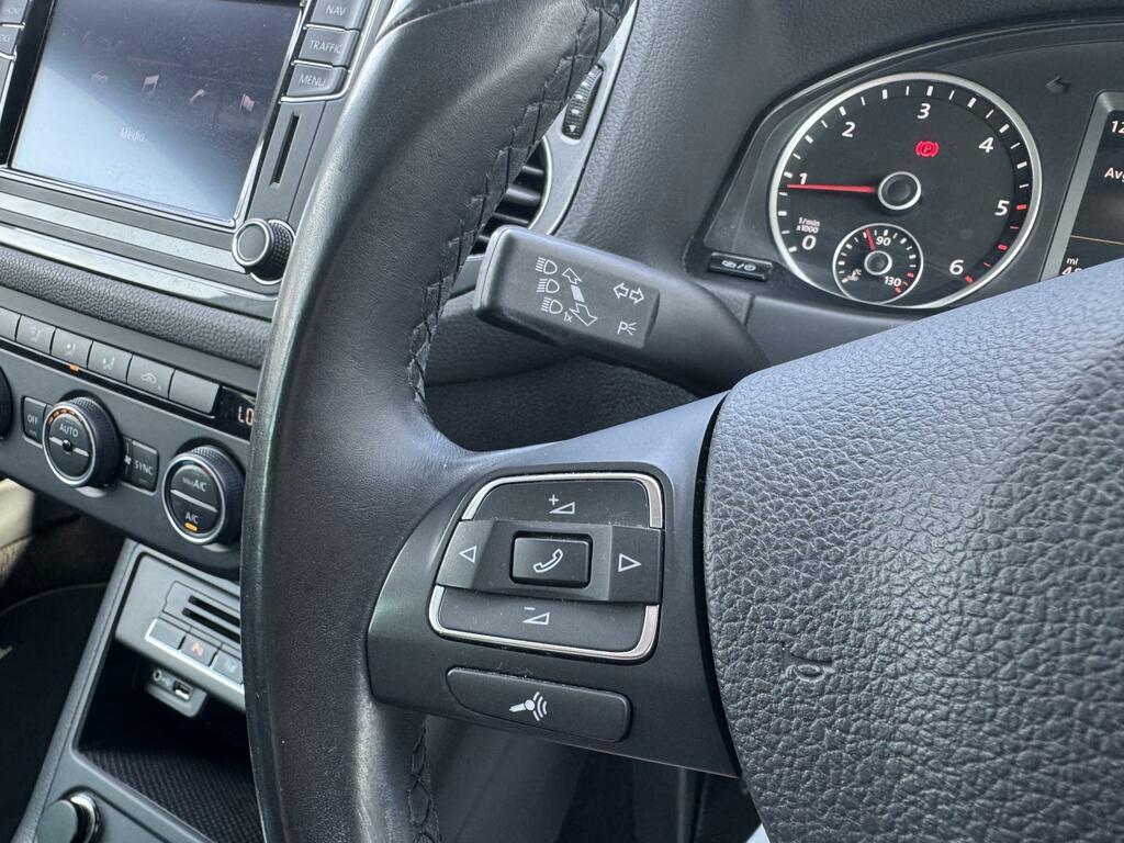 Volkswagen Tiguan Match 2.0 Tdi Bmt Eu6 Scr 150Ps 6-Speed 5 D Grey #37