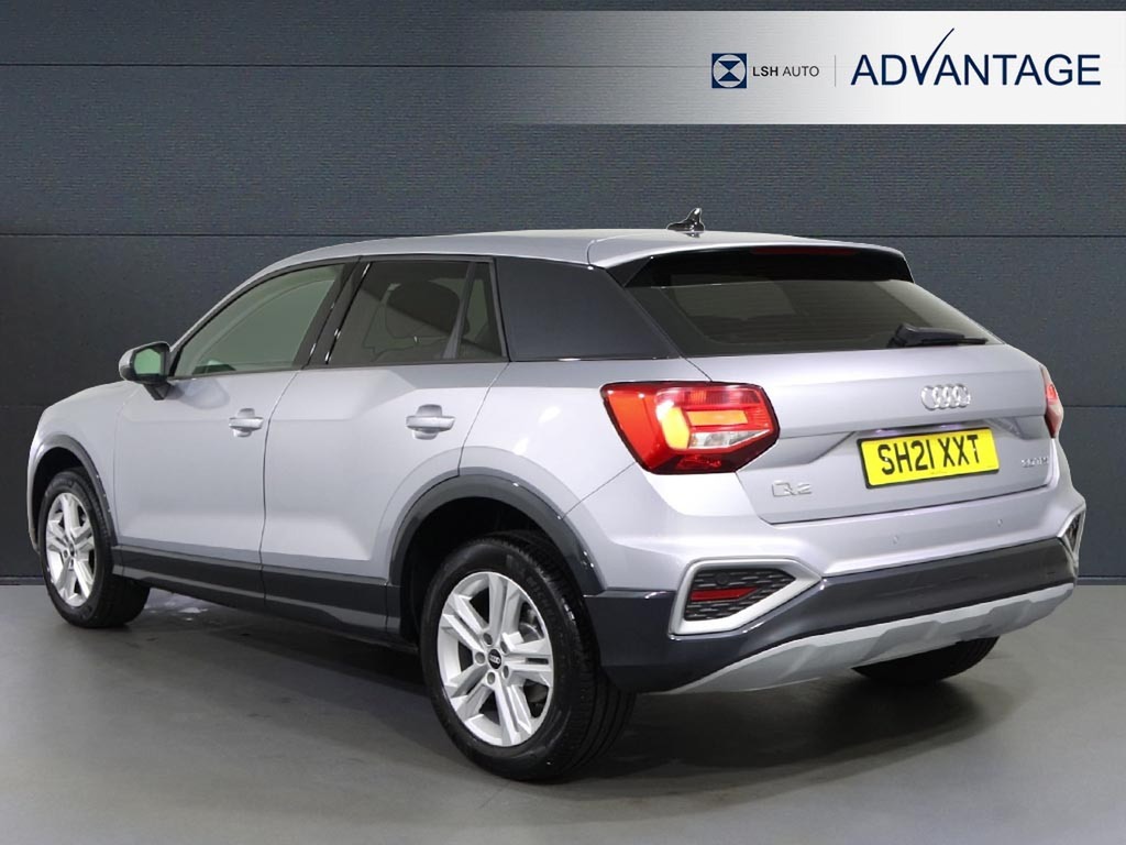 Audi Q2 30 Tfsi Sport Silver #2