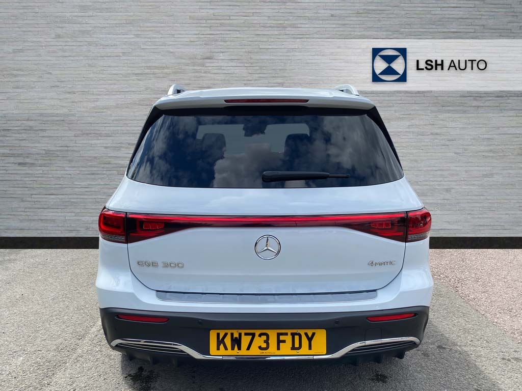 Mercedes-Benz EQB Eqb 300 4M 168Kw Amg Line Premium 66.5Kwh KW73FDY White #5