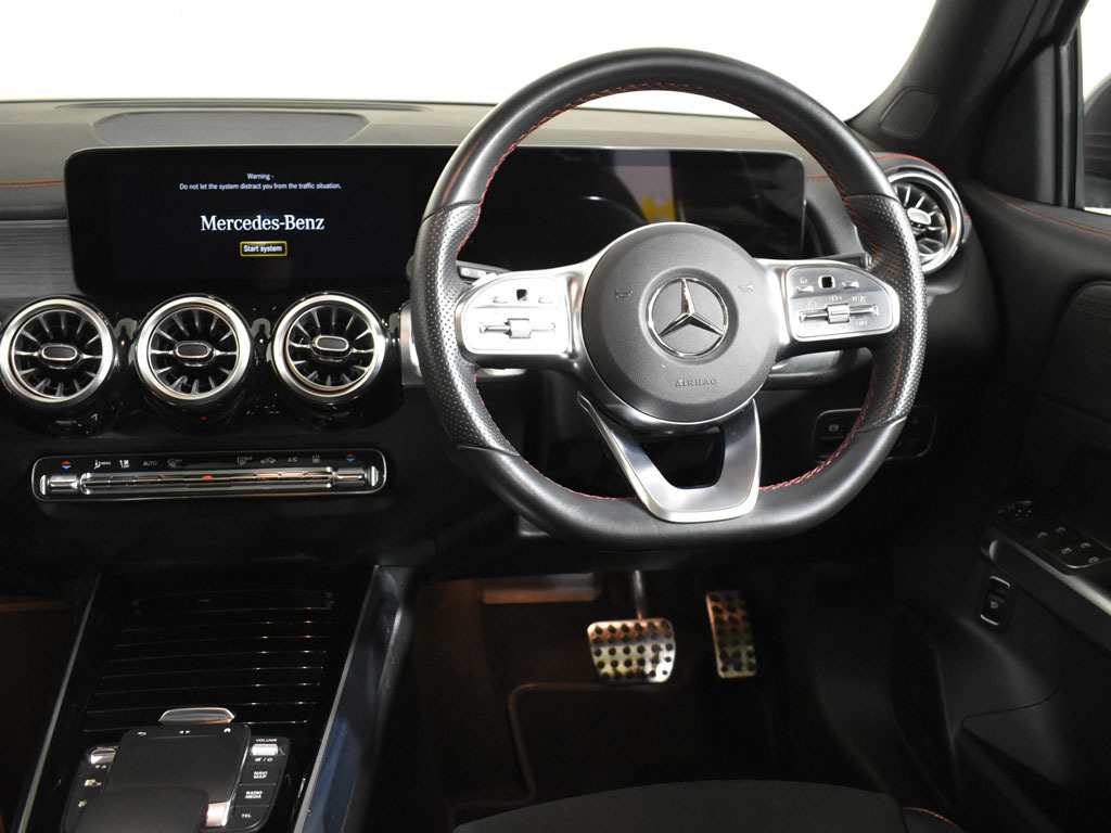 Mercedes-Benz EQB Eqb 300 Amg Line Premium 4Matic Black #20