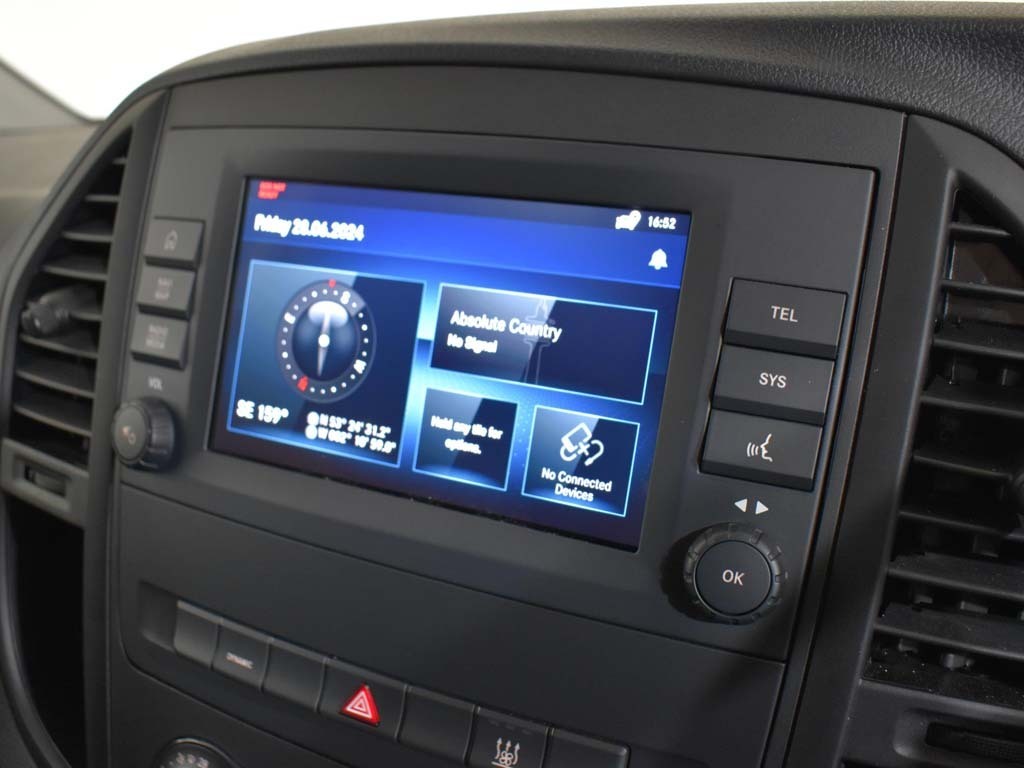 Mercedes-Benz eVito 116 E 66Kwh Premium Fwd L2 Black #11