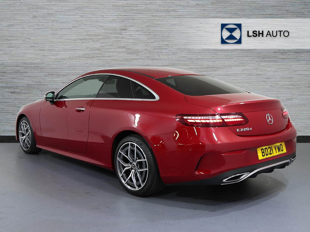 Mercedes-Benz E Class E220d Amg Line Premium 9G-tronic Red #3