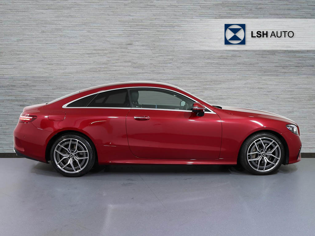 Mercedes-Benz E Class E220d Amg Line Premium 9G-tronic Red #2