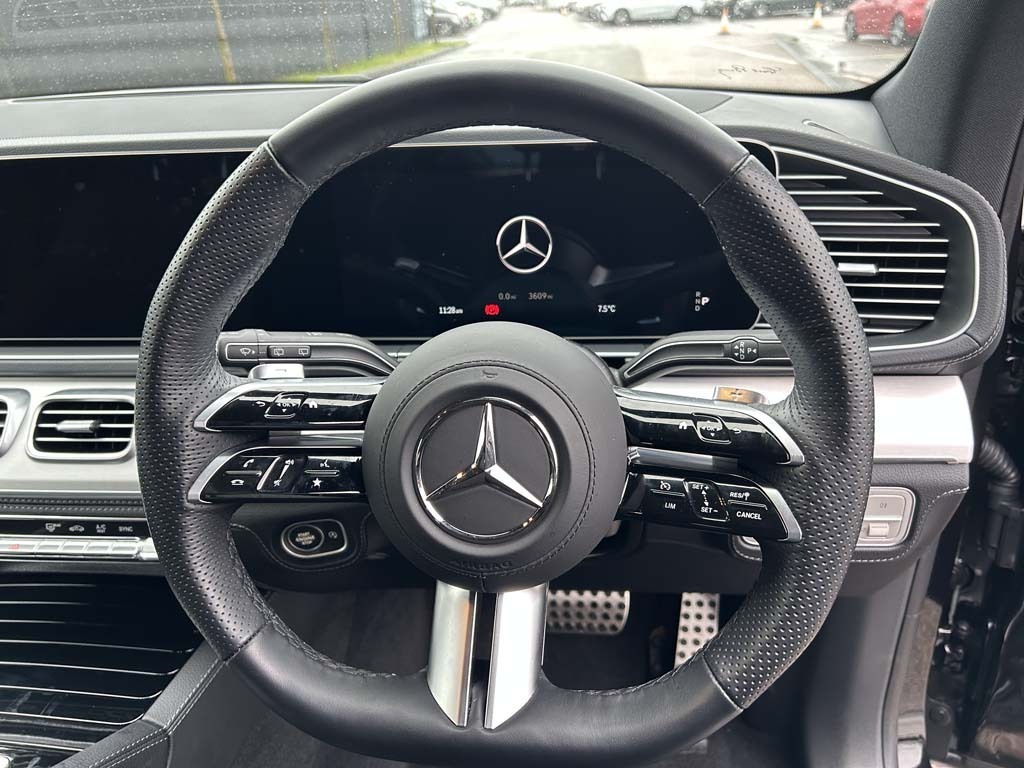 Mercedes-Benz GLE Class 300D 4Matic Amg Line Prem 9G-tronic 7 St 202 Grey #24