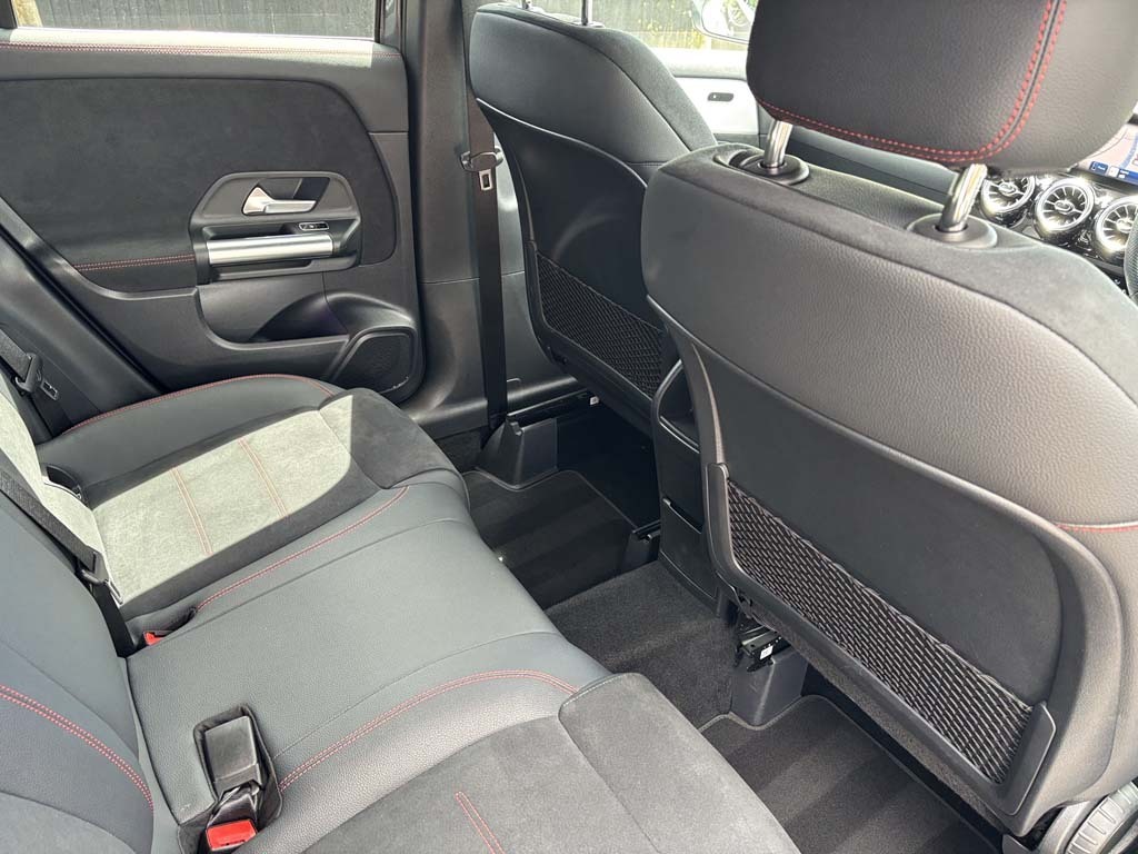 Mercedes-Benz GLA Class 1.3 Gla180h Mhev Sport Edition Suv Hybr Grey #35