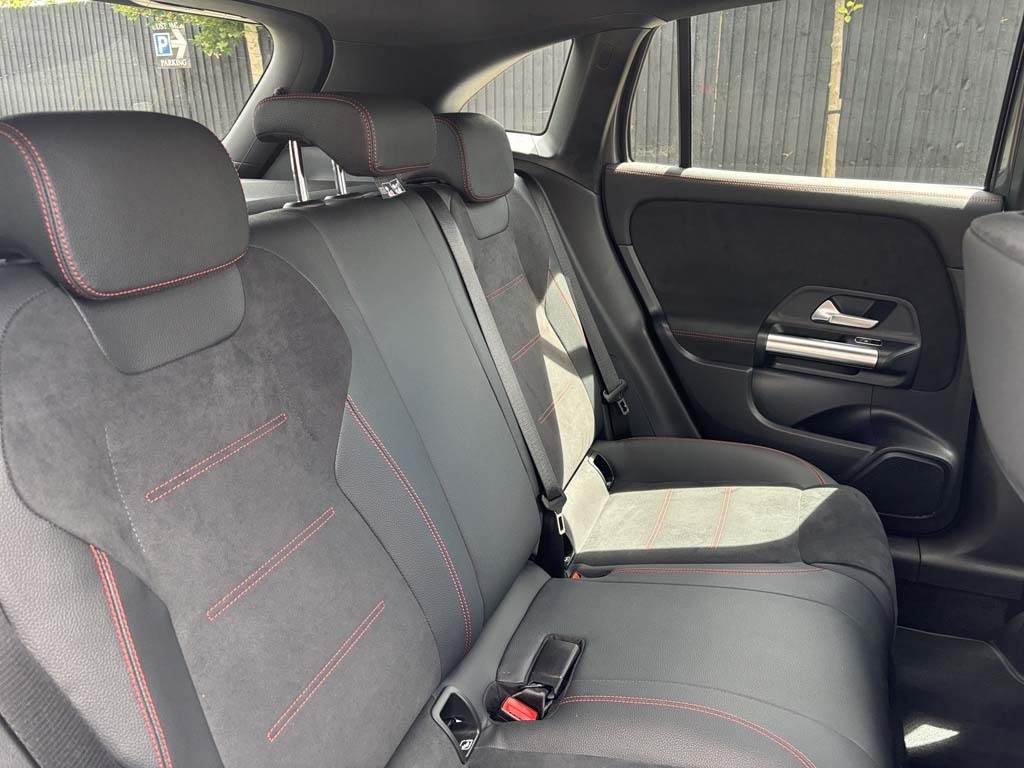 Mercedes-Benz GLA Class 1.3 Gla180h Mhev Sport Edition Suv Hybr Grey #36