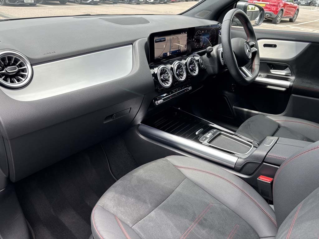 Mercedes-Benz GLA Class 1.3 Gla180h Mhev Sport Edition Suv Hybr Grey #18