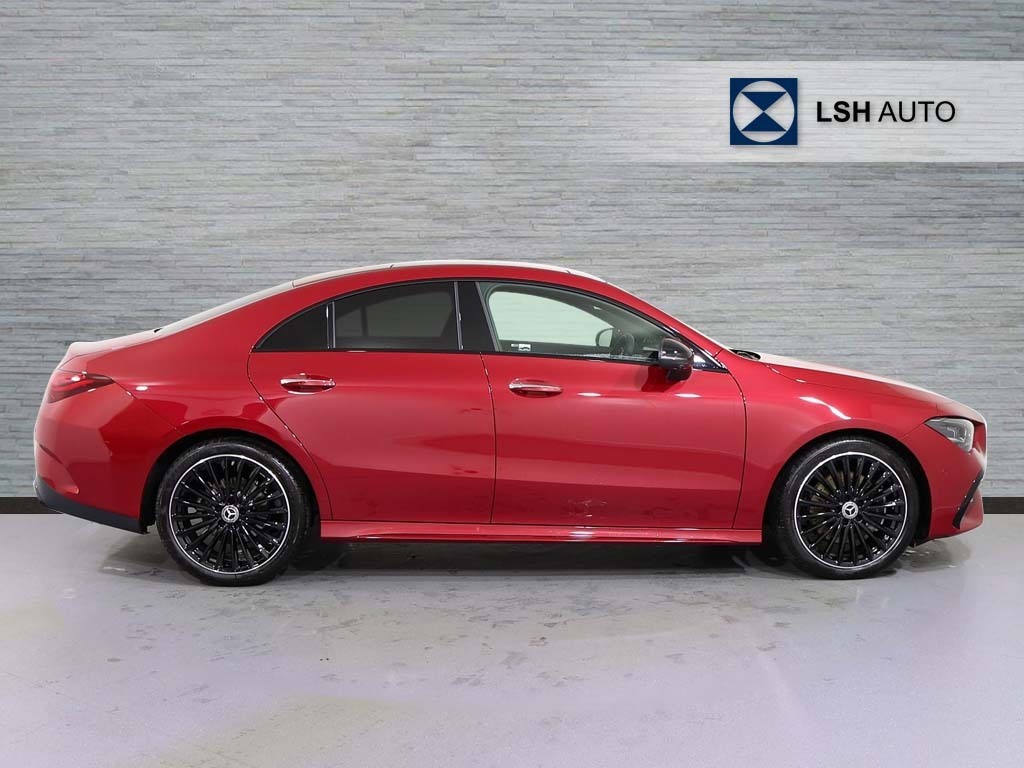 Mercedes-Benz CLA Class Cla 220D Amg Line Premium Plus Tip Red #3