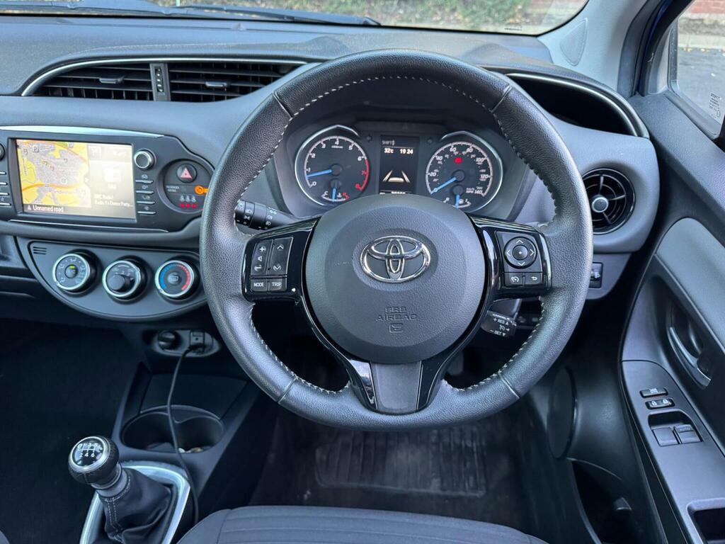 Toyota Yaris 1.5 Vvt-i Icon Tech Euro 6 Blue #6