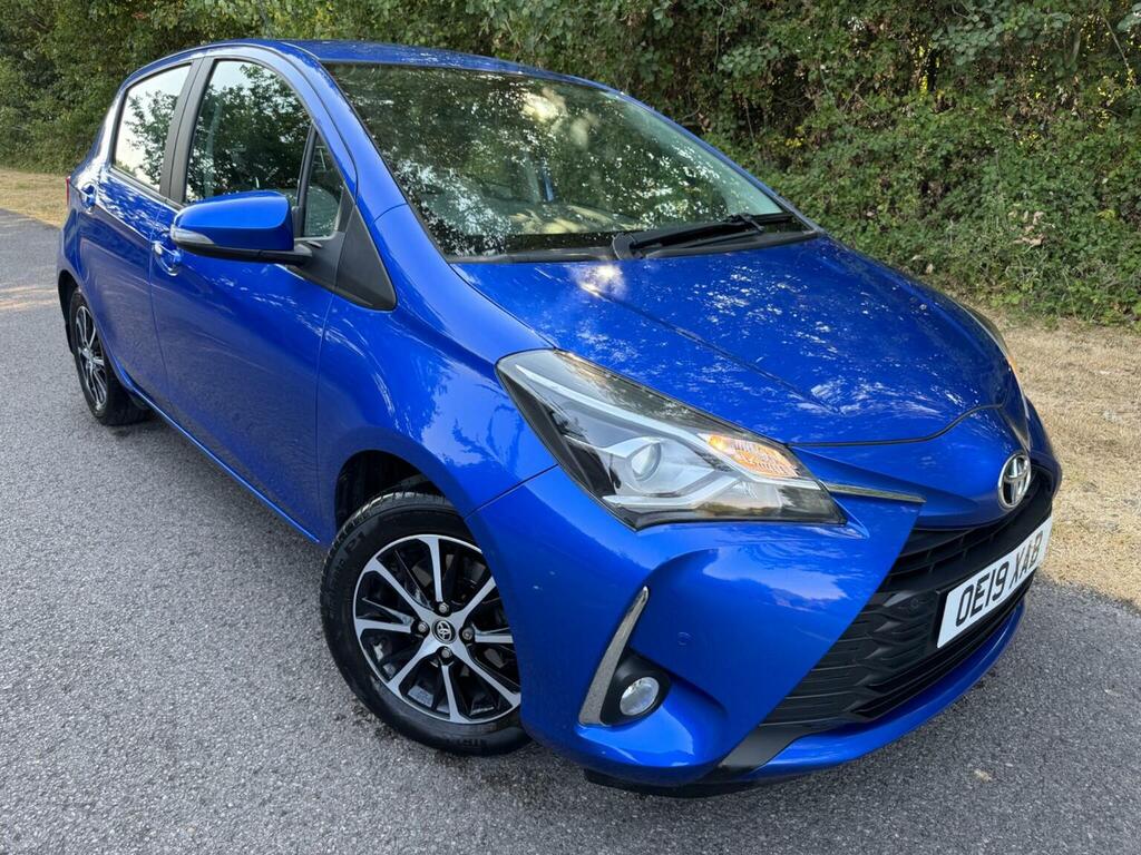 Toyota Yaris 1.5 Vvt-i Icon Tech Euro 6 Blue