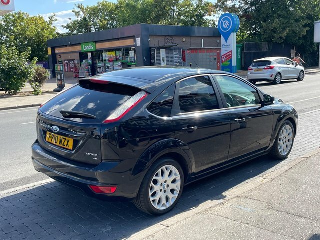 Ford Focus 1.6 Zetec Black #6