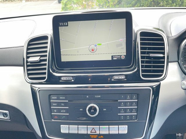Mercedes-Benz GLE Class Amg Line Premium D 4Matic 4Wd Black #40