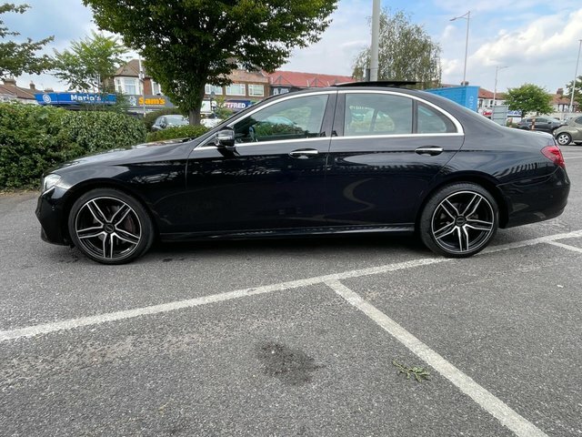 Mercedes-Benz E Class 2.0 E220d Amg Line Black #6