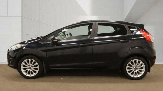 Ford Fiesta 1.0T Ecoboost Titanium X Black #6