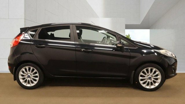 Ford Fiesta 1.0T Ecoboost Titanium X Black #5