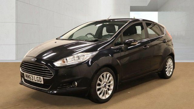 Ford Fiesta 1.0T Ecoboost Titanium X Black #2