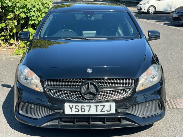 Mercedes-Benz A Class 1.5 A180d Amg Line Black #2