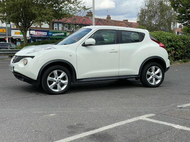 Nissan Juke 1.6 Acenta Euro 5 White #4