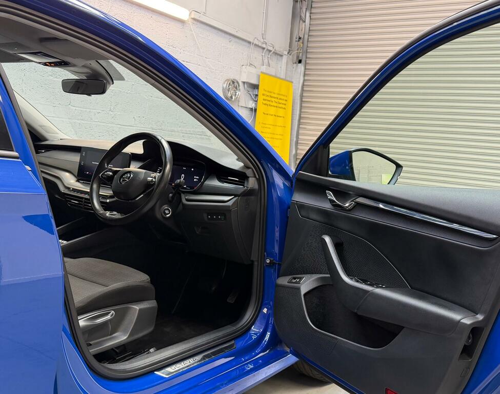 Skoda Octavia Estate Special Ed. 2.0 Tdi 150 Se L First Ed. Blue #36