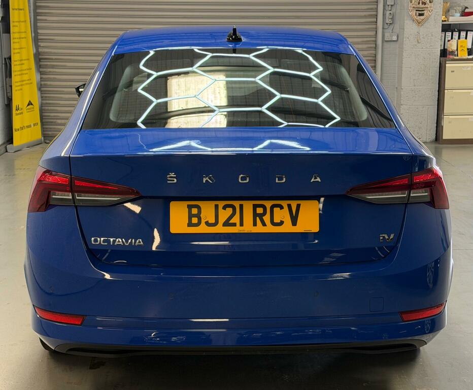 Skoda Octavia Estate Special Ed. 2.0 Tdi 150 Se L First Ed. Blue #8