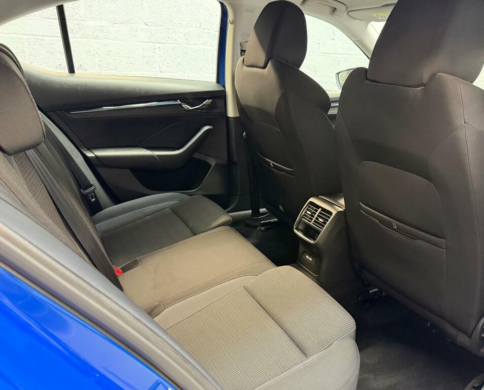 Skoda Octavia Estate Special Ed. 2.0 Tdi 150 Se L First Ed. Blue #15