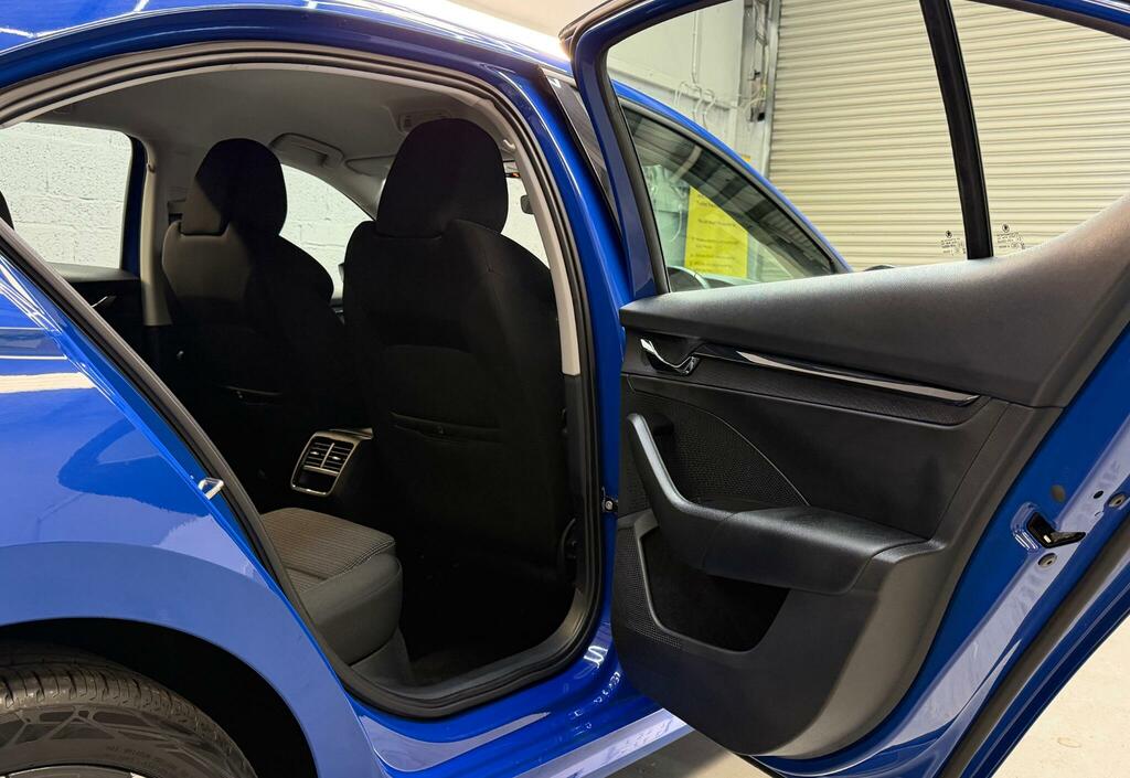 Skoda Octavia Estate Special Ed. 2.0 Tdi 150 Se L First Ed. Blue #23