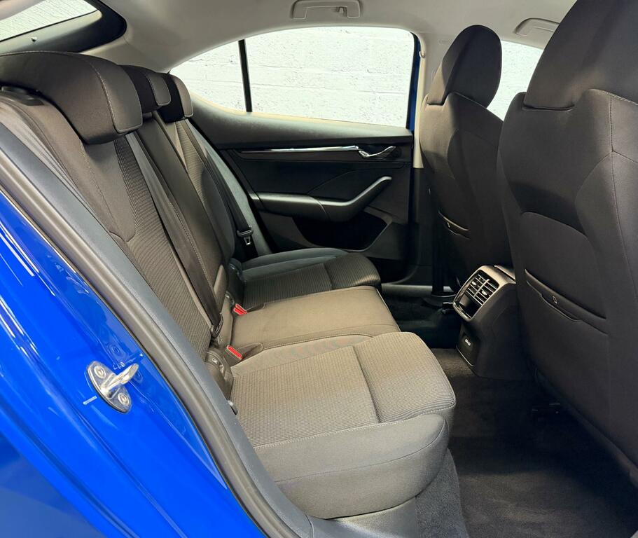 Skoda Octavia Estate Special Ed. 2.0 Tdi 150 Se L First Ed. Blue #16