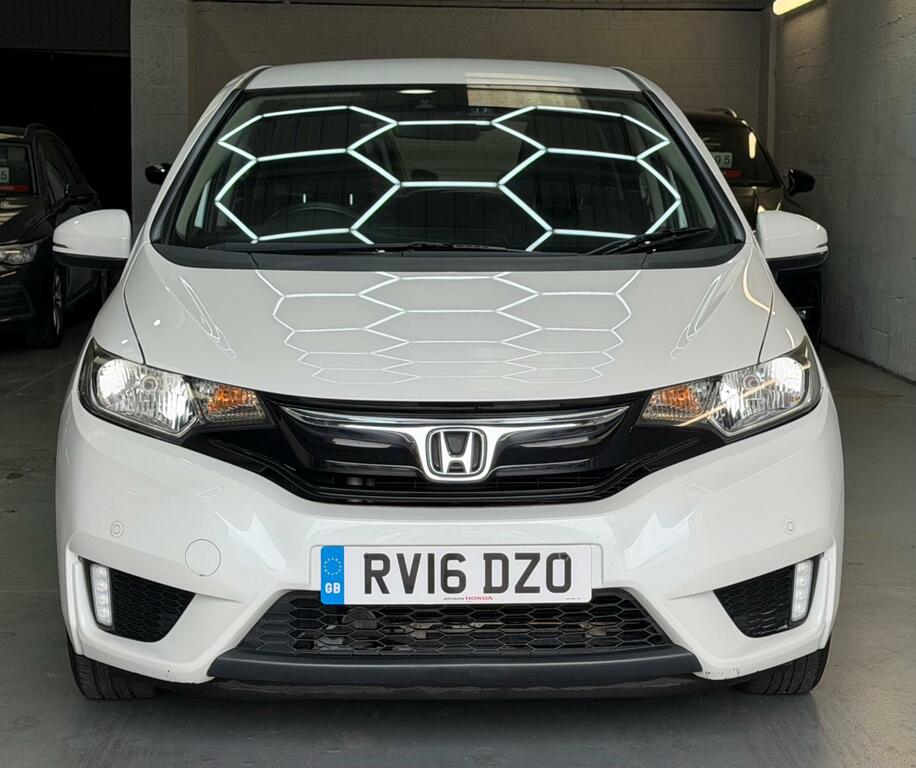 Honda Jazz Se White #2