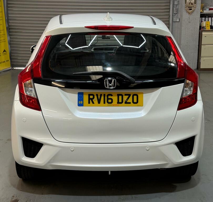 Honda Jazz Se White #6