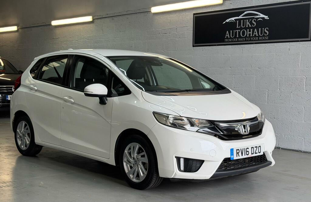Honda Jazz Se White #5