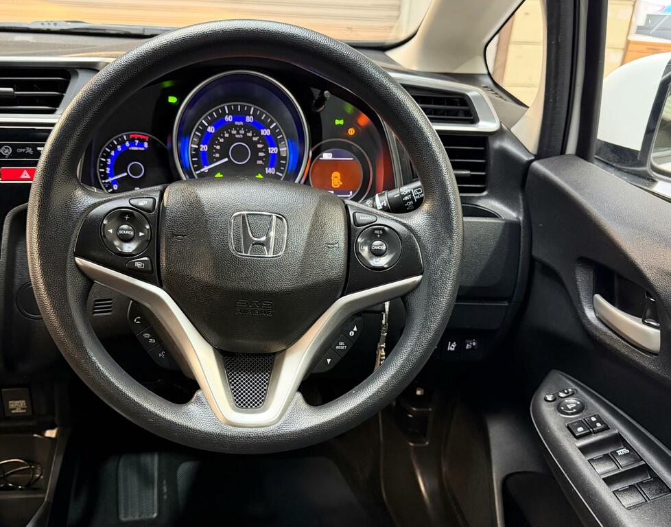 Honda Jazz Jazz 1.3 I-vtec Se Euro 6 Ss 1616 Honda Red #37