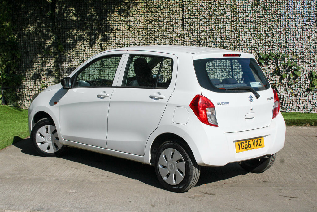 Suzuki Celerio Sz2 White #6