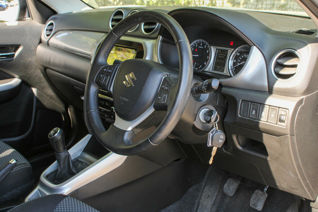 Suzuki Vitara 1.6 Sz-t Suv Euro 6 S S 120 P Black #24