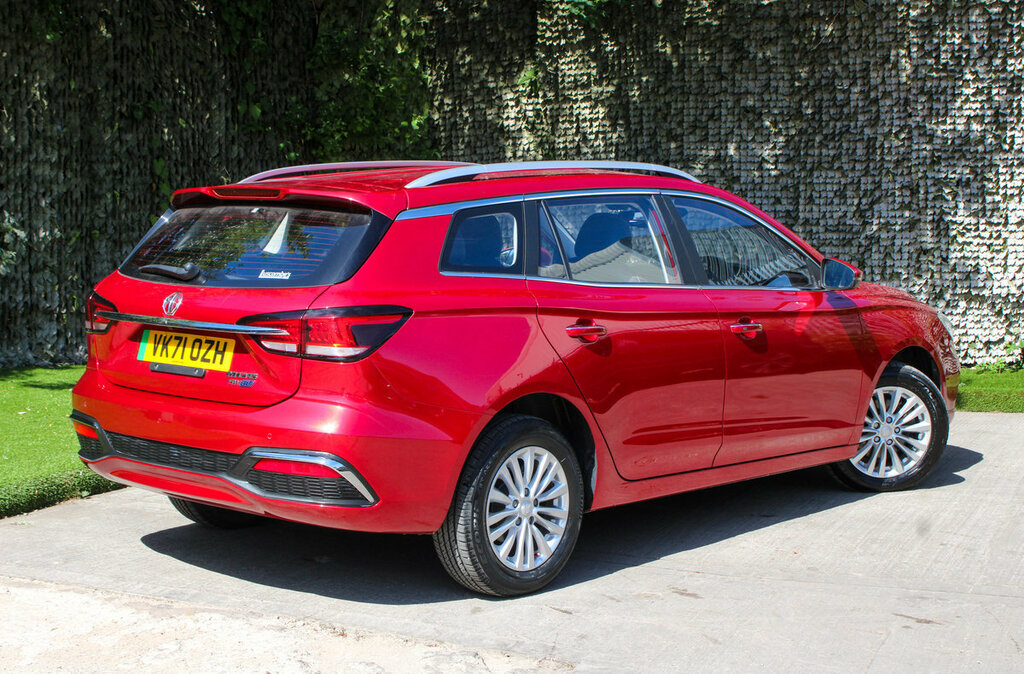 MG MG5 Exclusive Red #4