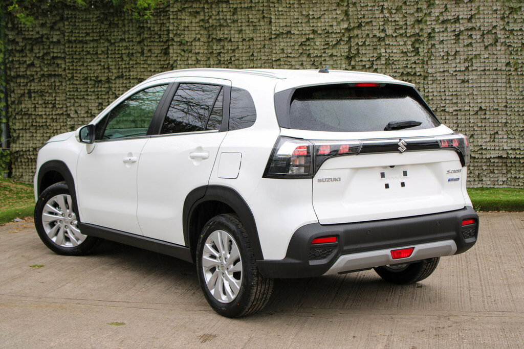 Suzuki S Cross Motion White #6