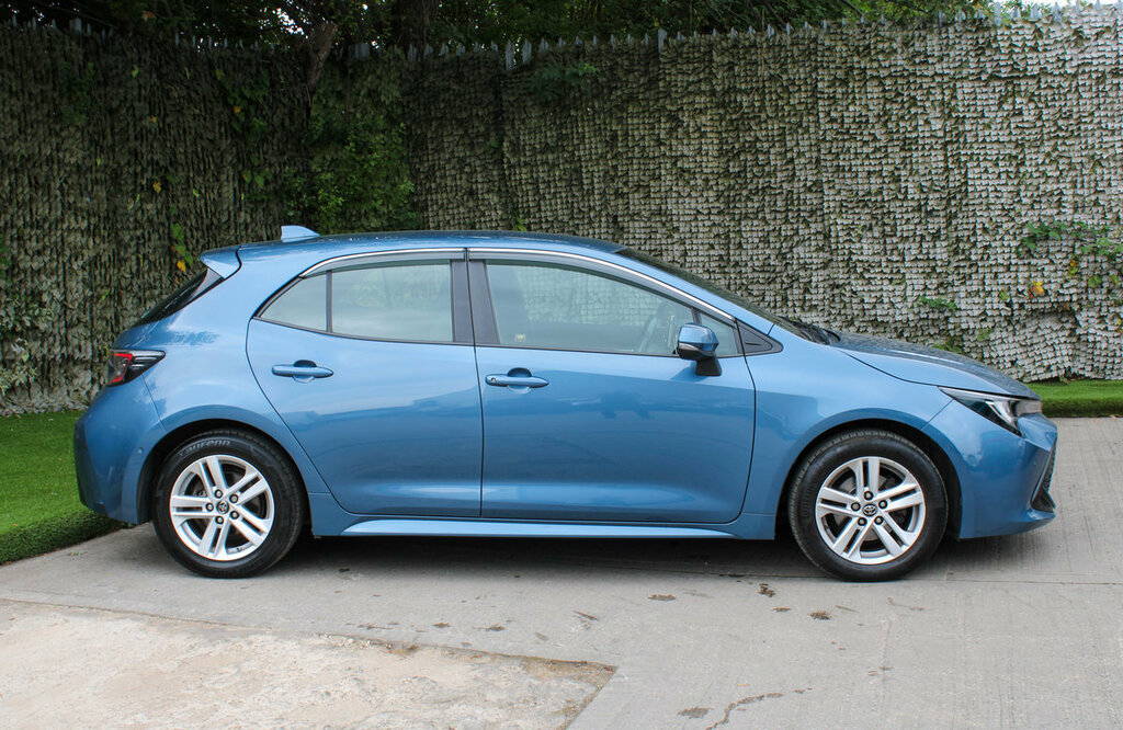 Toyota Corolla Icon Tech Blue #3