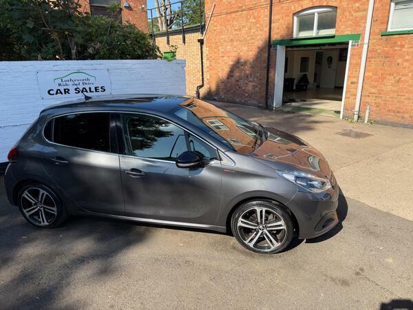 Peugeot 208 Puretech Gpf Gt Line Grey #12