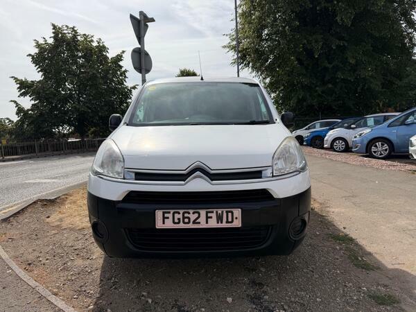 Citroen Berlingo 1.6 Hdi 625 LX L1 Euro 5 White #4