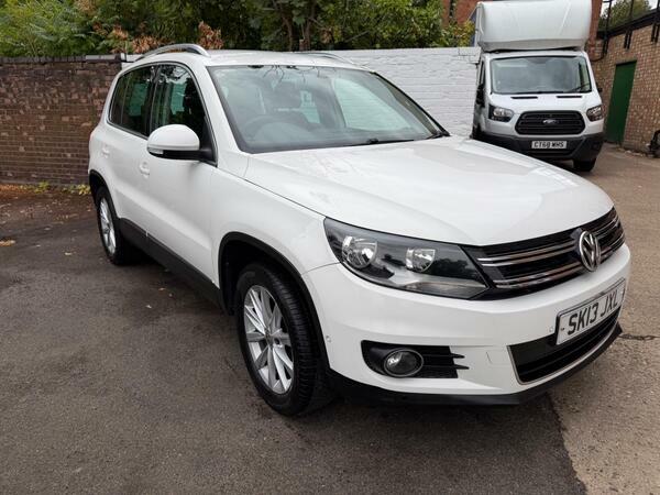 Volkswagen Tiguan 2.0 Tdi Bluemotion Tech Se 4Wd Euro 5 Ss White #5
