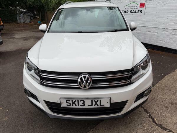 Volkswagen Tiguan 2.0 Tdi Bluemotion Tech Se 4Wd Euro 5 Ss White #2