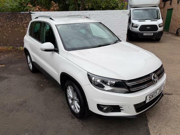 Volkswagen Tiguan 2.0 Tdi Bluemotion Tech Se 4Wd Euro 5 Ss White