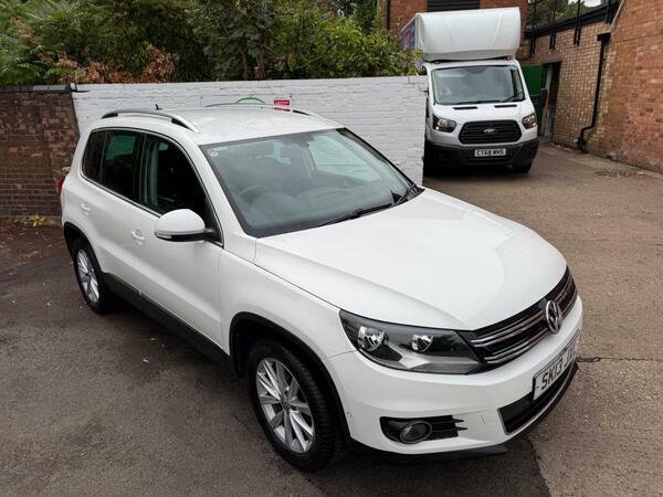 Volkswagen Tiguan 2.0 Tdi Bluemotion Tech Se 4Wd Euro 5 Ss White #6