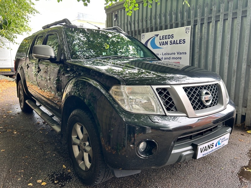 Nissan Navara 2.5 Dci Tekna 4X4 Grey #12