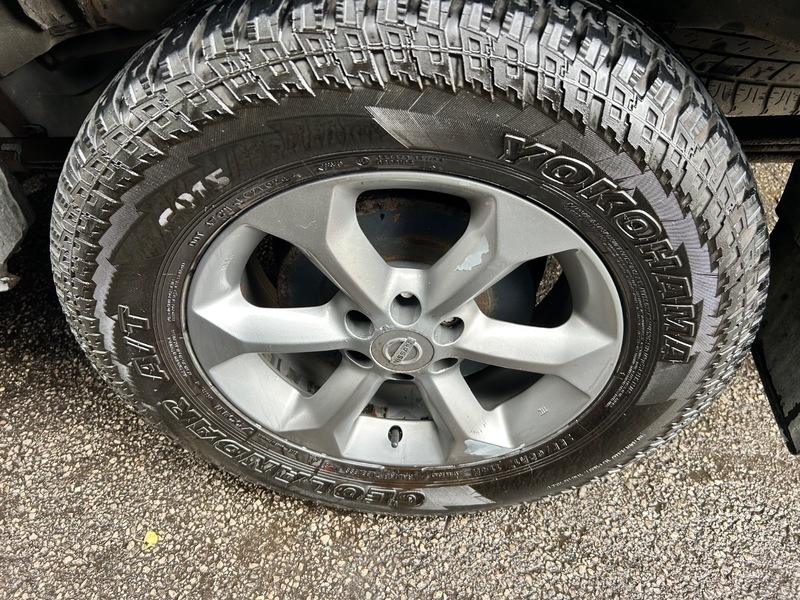 Nissan Navara 2.5 Dci Tekna 4X4 Grey #9