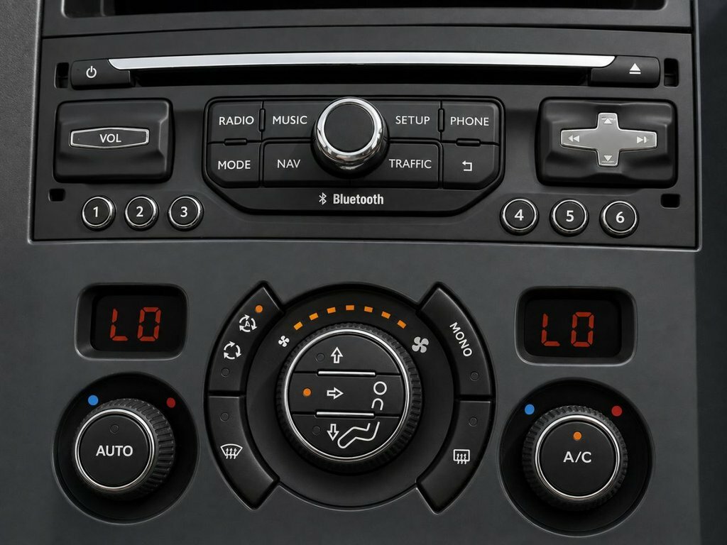 Peugeot 3008  Silver #35