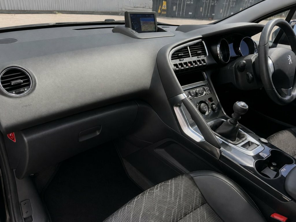 Peugeot 3008  Silver #20