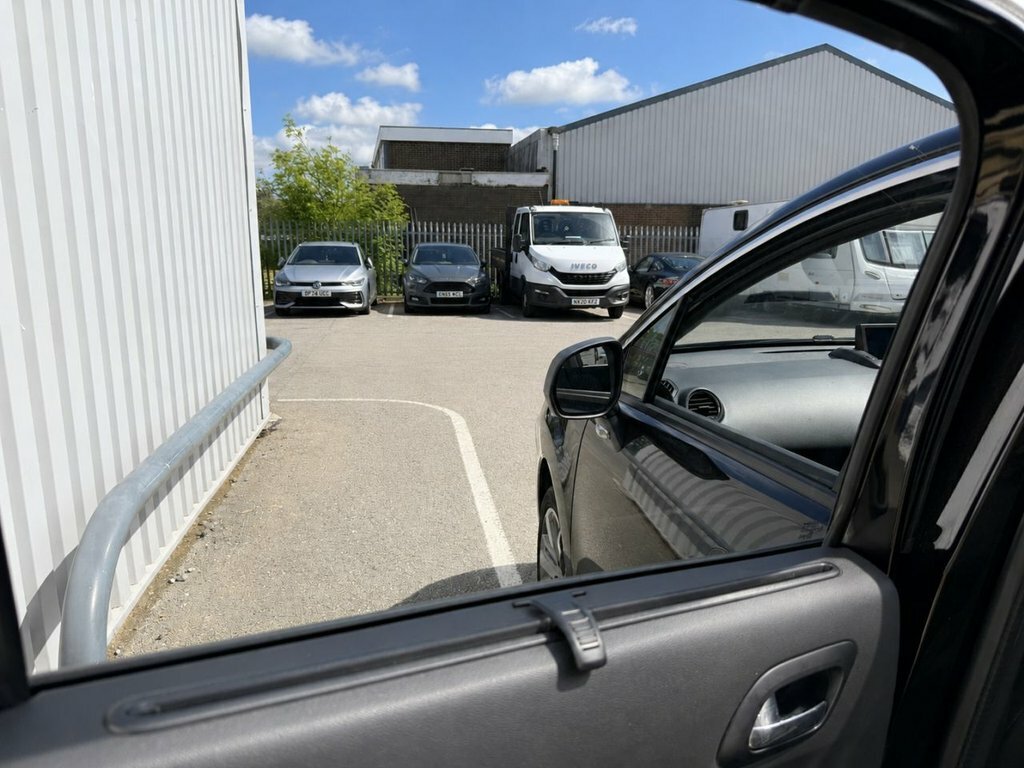 Peugeot 3008  Silver #29