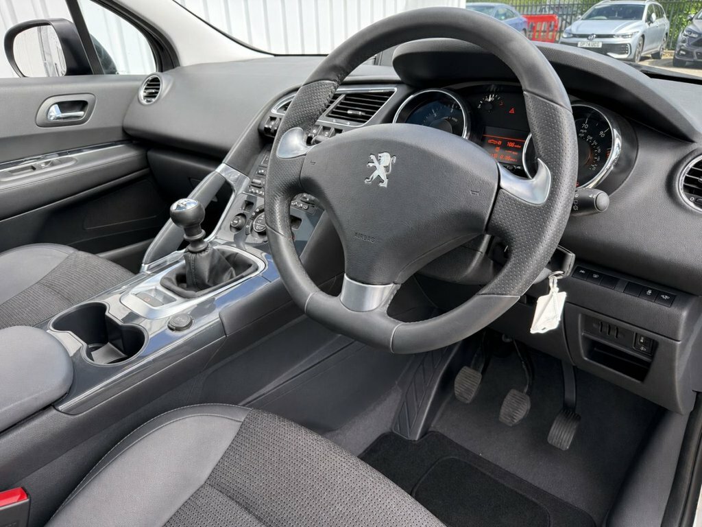 Peugeot 3008  Silver #7